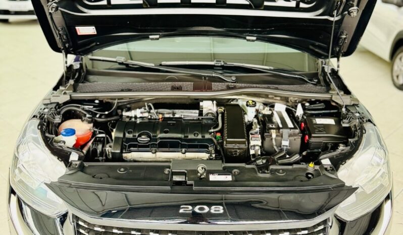
								Peugeot 208 Active 1.6 full									