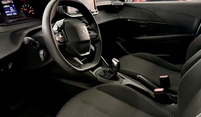 
								Peugeot 208 Active 1.6 full									