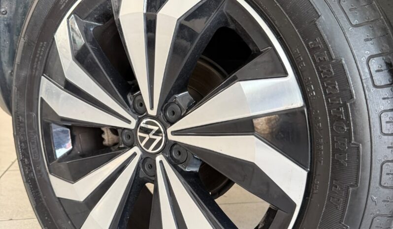 
								Volkswagen T-Cross 1.0 200 TSI 12V (Aut) (Flex) full									